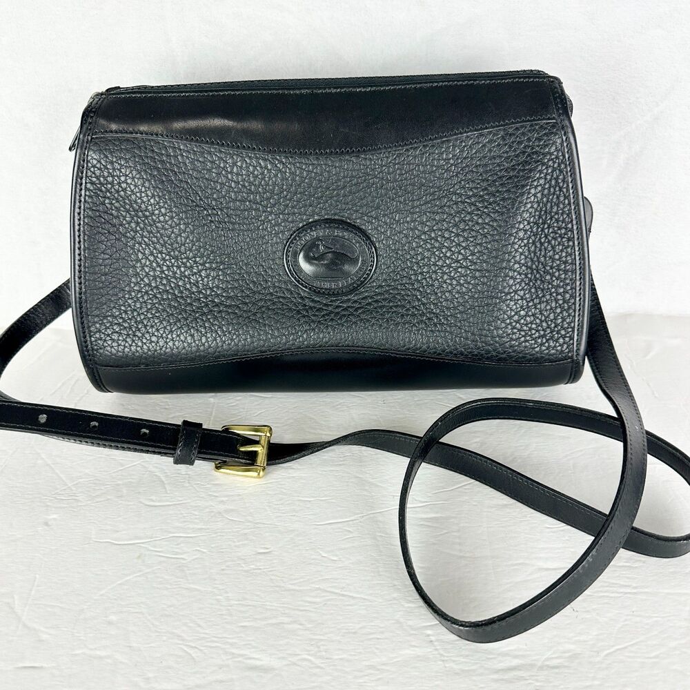 Dooney & Bourke Vintage Pebbled Leather Crossbody Bag Black P19
